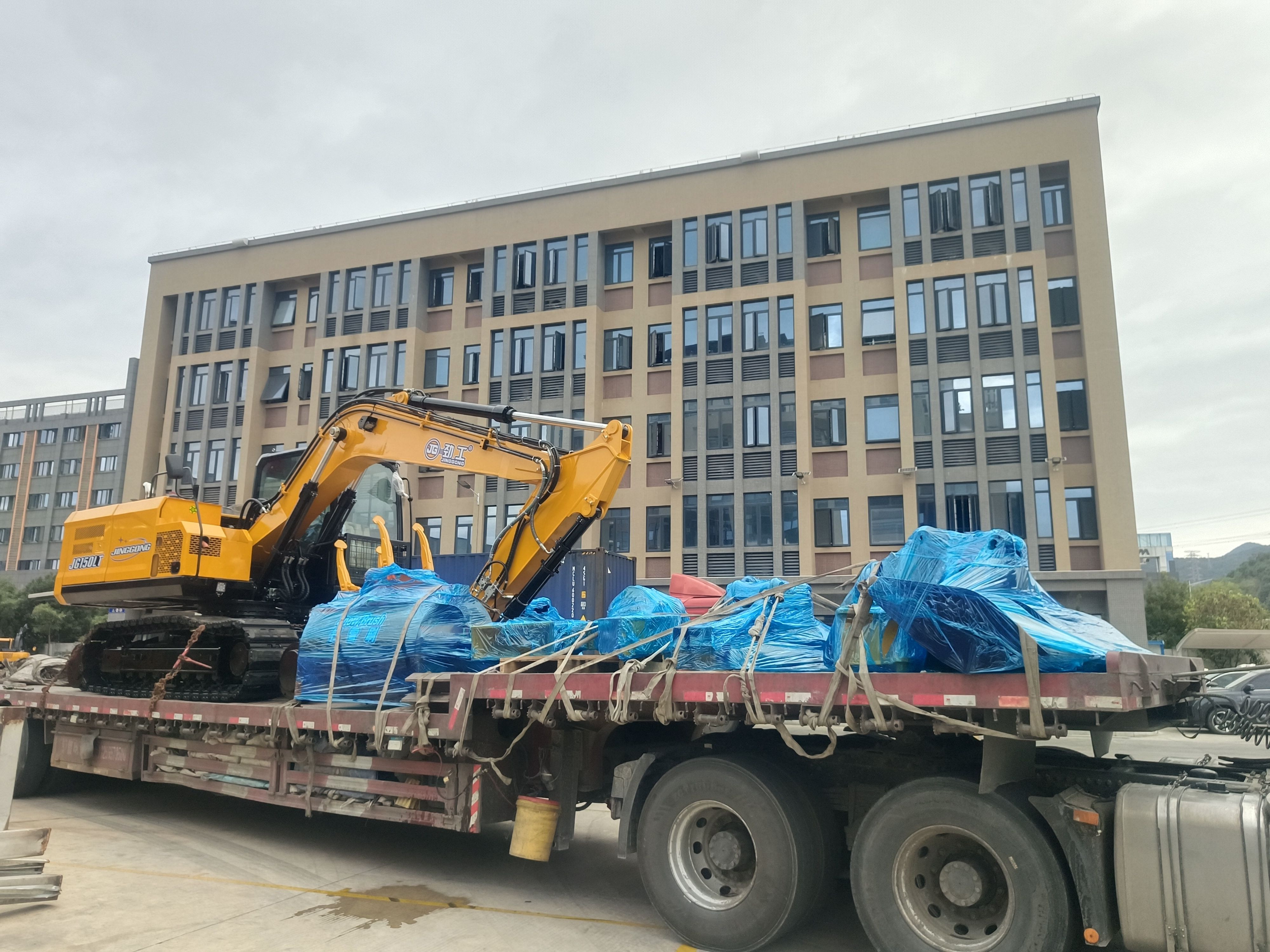 JG150LT Heavy Duty Railroad Tie Tamper Attachment Compaction Four-Corner Tamping Machine Track Excavator