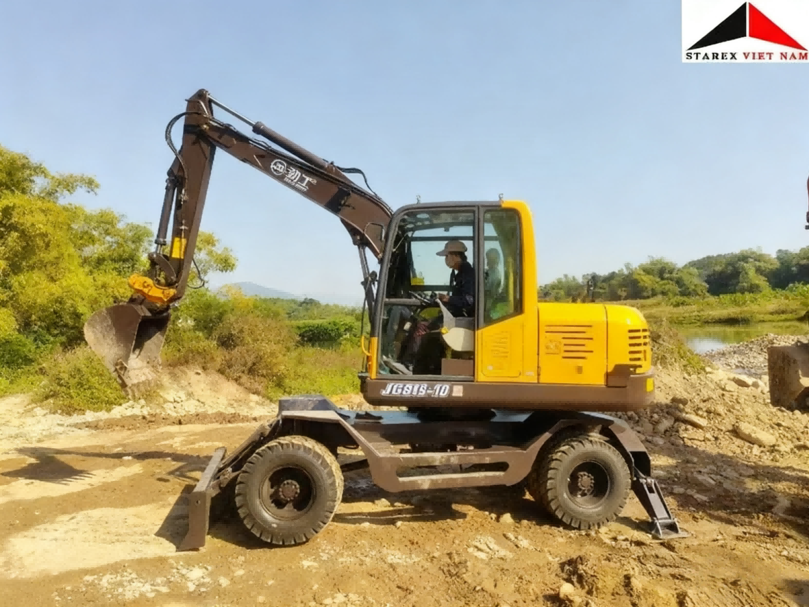 High-Efficiency JG80S 7.1T Compact Wheel Excavator with Auto Hydraulic Drive