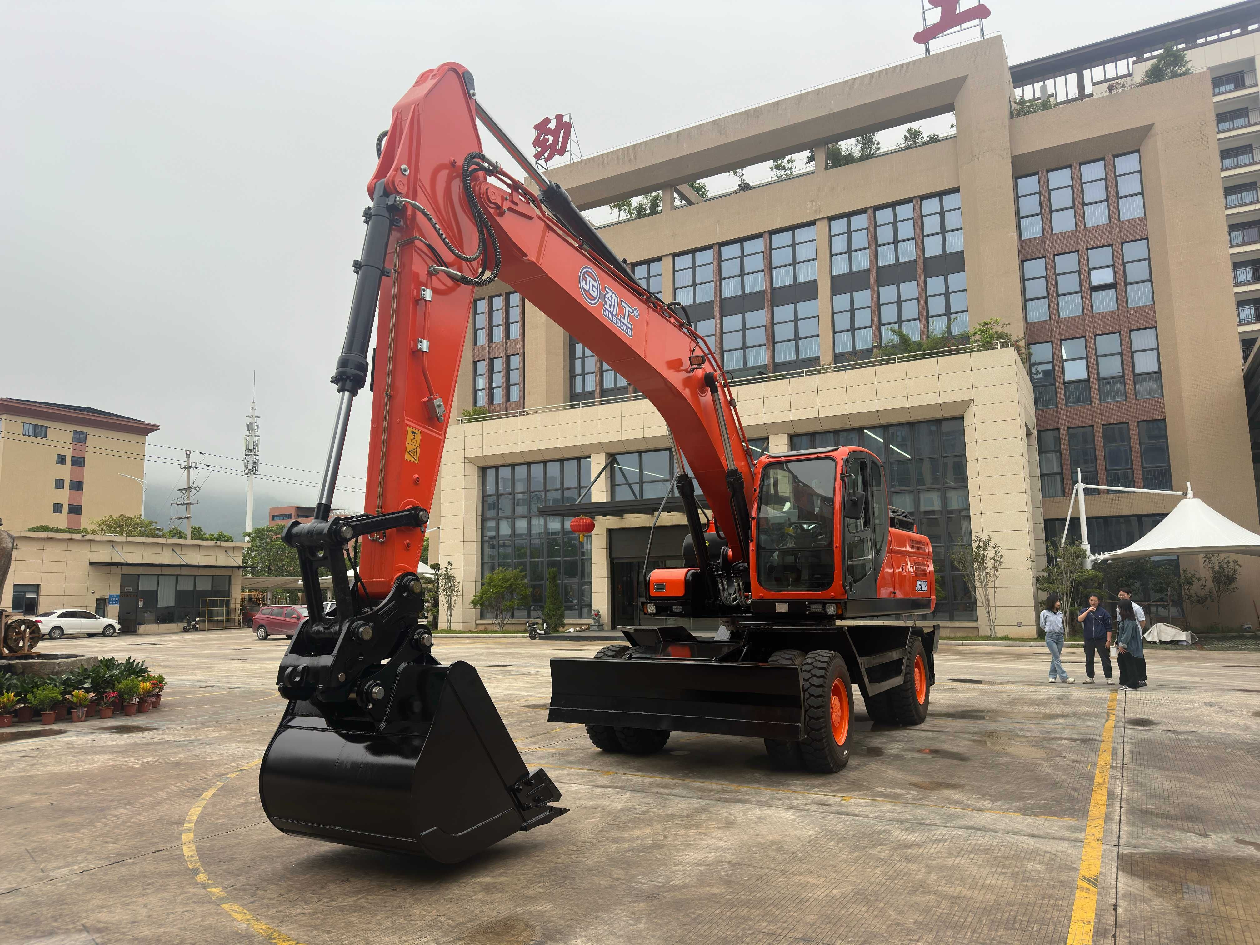 JG230S  22.5ton Original Construction Machinery Excavator Factory Price Wheeled Costomizable Excavator 1 Year Components